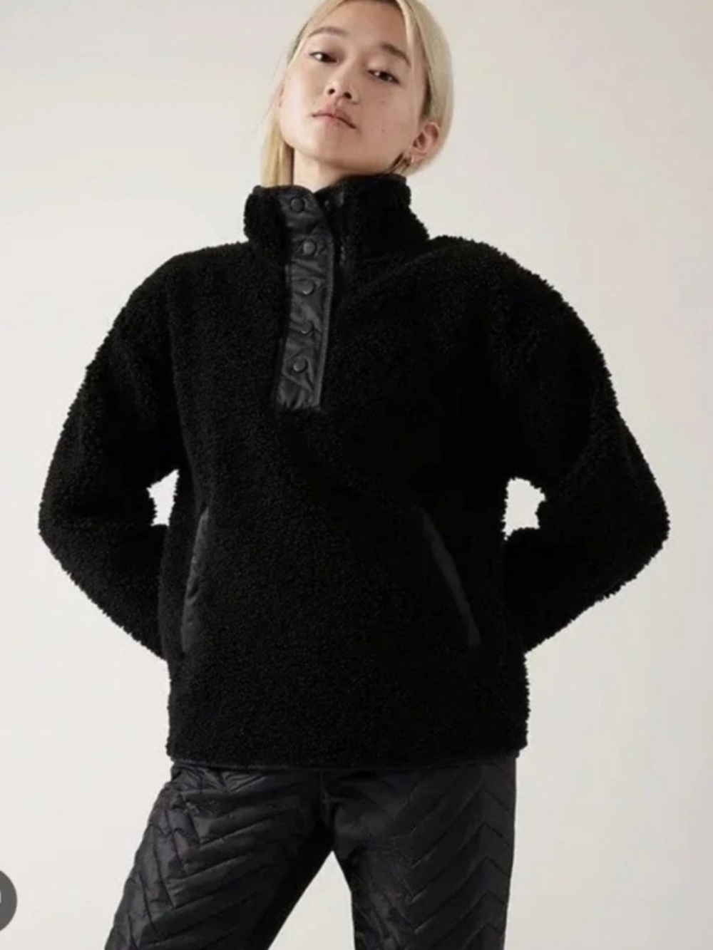 Athleta Sherpa Snap Pullover Black Quilted Trim Cozy Fleece Jacket Size Small